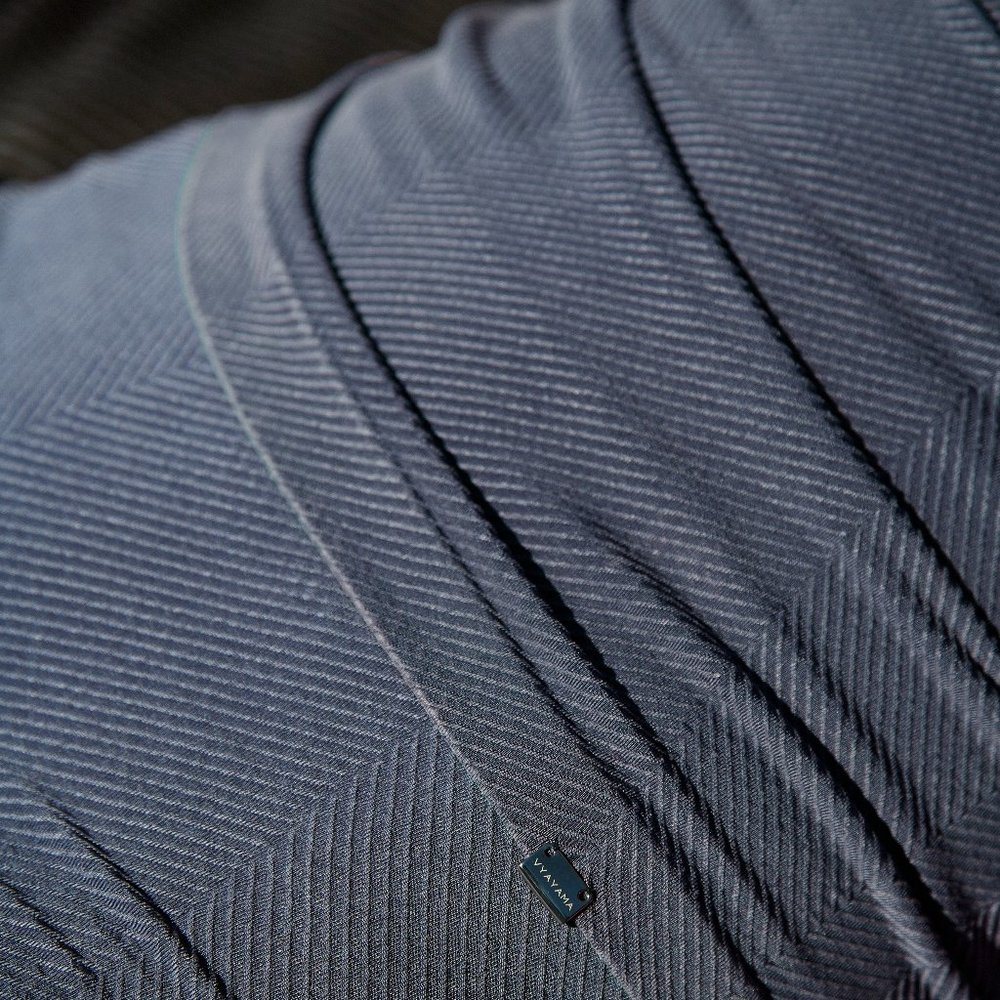 VYAYAMA STRATA SEAMLESS RACER TANK - Picture 4 of 6
